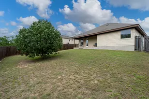 499 Eagle Brook Ln, Buda, TX 78610 - Photo 31