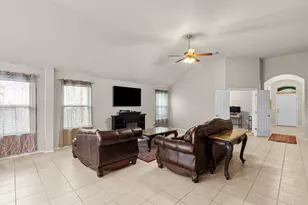 499 Eagle Brook Ln, Buda, TX 78610 - Photo 15