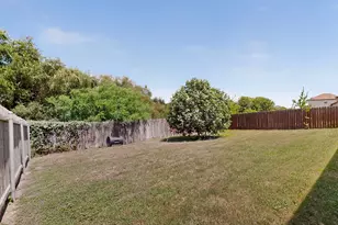 499 Eagle Brook Ln, Buda, TX 78610 - Photo 37