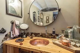 210 W Lakeshore Dr, Dripping Springs, TX 78620 - Photo 9