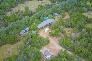 210 W Lakeshore Dr, Dripping Springs, TX 78620 - Photo 25