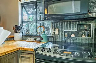 210 W Lakeshore Dr, Dripping Springs, TX 78620 - Photo 7