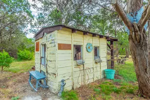 210 W Lakeshore Dr, Dripping Springs, TX 78620 - Photo 23