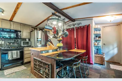 210 W Lakeshore Drive, Dripping Springs, TX 78620 - Photo 5