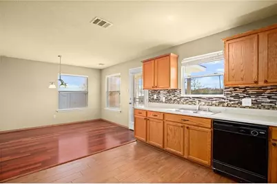 1825 Golden Sunrise Lane, Pflugerville, TX 78660 - Photo 9