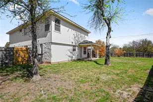 1825 Golden Sunrise Ln, Pflugerville, TX 78660 - Photo 17