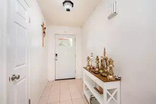 108 Lei Ct, Bastrop, TX 78602 - Photo 3