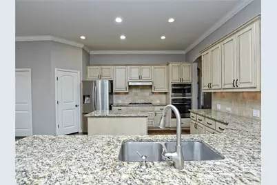 2508 Hilltop Divide Lane, Leander, TX 78641 - Photo 11