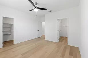 112 Blackfoot Daisy Path, San Marcos, TX 78666 - Photo 9