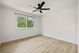 8211 Greenslope Dr, Austin, TX 78759 - Photo 21