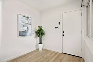 8211 Greenslope Dr, Austin, TX 78759 - Photo 13