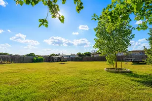 158 Buena Fortuna Rd, Elgin, TX 78621 - Photo 31