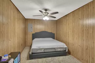 191 Jordan Ln, Elgin, TX 78621 - Photo 13
