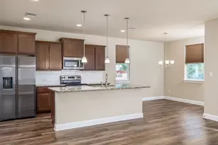 904 Central Blvd, Bertram, TX 78605 - Photo 7