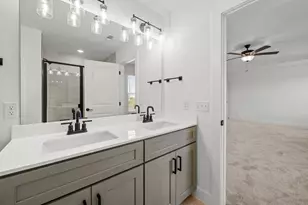 560 Tailwind Dr, Kyle, TX 78640 - Photo 33