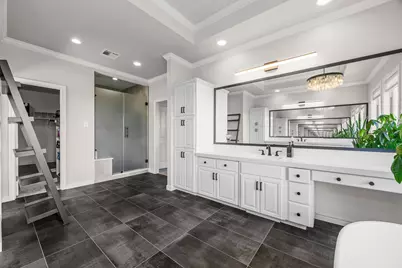 5004 Valburn Court, Austin, TX 78731 - Photo 25