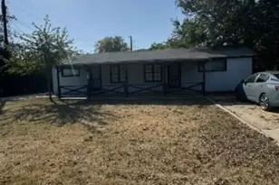 405 N Burleson St, Kyle, TX 78640 - Photo 1