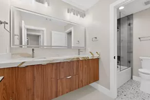 5018 Highland Ct, Austin, TX 78731 - Photo 17