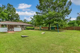 407 Hill St, Smithville, TX 78957 - Photo 17