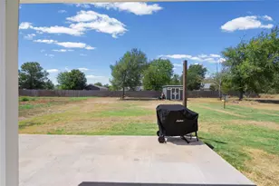 133 Koele Ct, Bastrop, TX 78602 - Photo 35