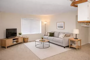 910 Duncan Ln, Austin, TX 78705 - Photo 1