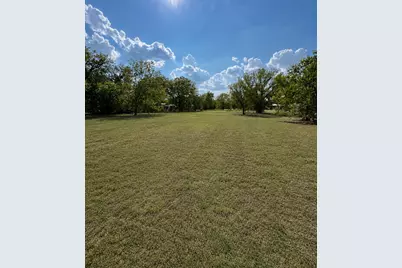 2210 Pecan Street, Bastrop, TX 78602 - Photo 1