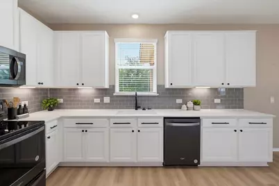 7801 Song Sparrow Drive, Austin, TX 78744 - Photo 5