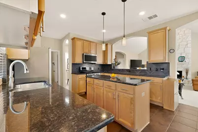 905 Victoria Ridge Drive, Pflugerville, TX 78660 - Photo 11