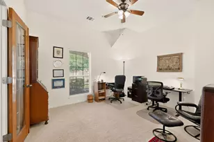 905 Victoria Ridge Dr, Pflugerville, TX 78660 - Photo 9