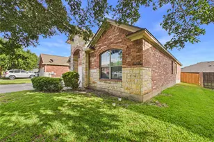 1070 Sussex Way, Round Rock, TX 78665 - Photo 3