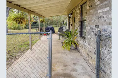 504 Hickory Street, Smithville, TX 78957 - Photo 5