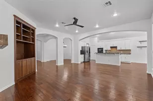 10421 Hansa Dr, Austin, TX 78739 - Photo 9
