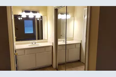 501 W 26th Street #315, Austin, TX 78705 - Photo 5