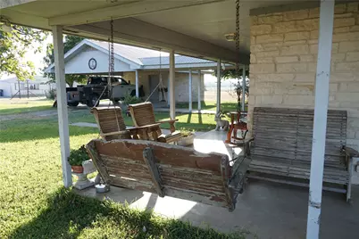 1351 Cr 320, Granger, TX 76530 - Photo 23