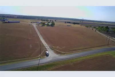 1351 Cr 320, Granger, TX 76530 - Photo 1