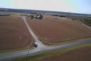 1351 Co Rd 320, Granger, TX 76530 - Photo 1