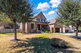 12101 Labrador Bay Ct, Austin, TX 78732 - Photo 3