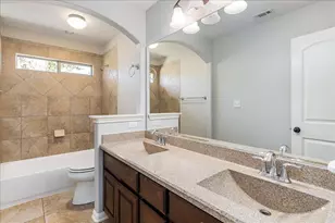 12101 Labrador Bay Ct, Austin, TX 78732 - Photo 21