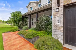 605 Gunison Dr, Austin, TX 78738 - Photo 3