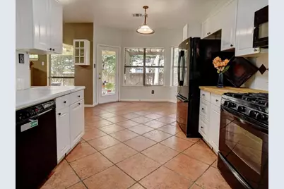 13204 Calf Roping Trail, Austin, TX 78727 - Photo 15