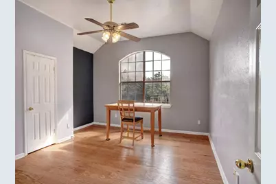 13204 Calf Roping Trail, Austin, TX 78727 - Photo 31