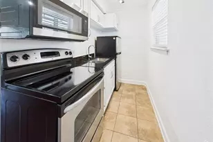 2020 S Congress Ave, Austin, TX 78704 - Photo 3