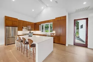 5001 Shoal Creek Blvd, Austin, TX 78756 - Photo 7