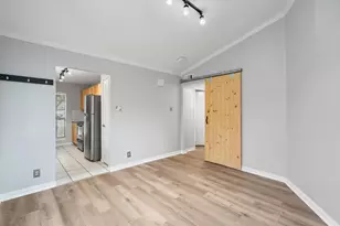 1601 Faro Dr, Austin, TX 78741 - Photo 15