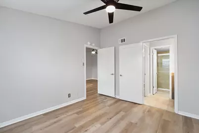 1601 Faro Drive #704, Austin, TX 78741 - Photo 21