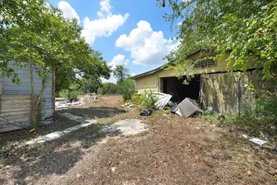 2212 Hunter Road, San Marcos, TX 78666 - Photo 9