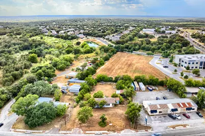 2212 Hunter Road, San Marcos, TX 78666 - Photo 13