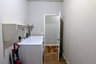 114 Ambrose Dr, Pflugerville, TX 78660 - Photo 25