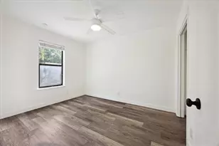 300 Tilbury Ln, Austin, TX 78745 - Photo 23