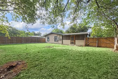 300 Tilbury Lane, Austin, TX 78745 - Photo 31